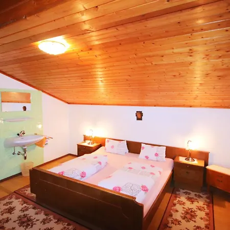 Jaegerhof-2 By Interhome Apartamento Hochpillberg